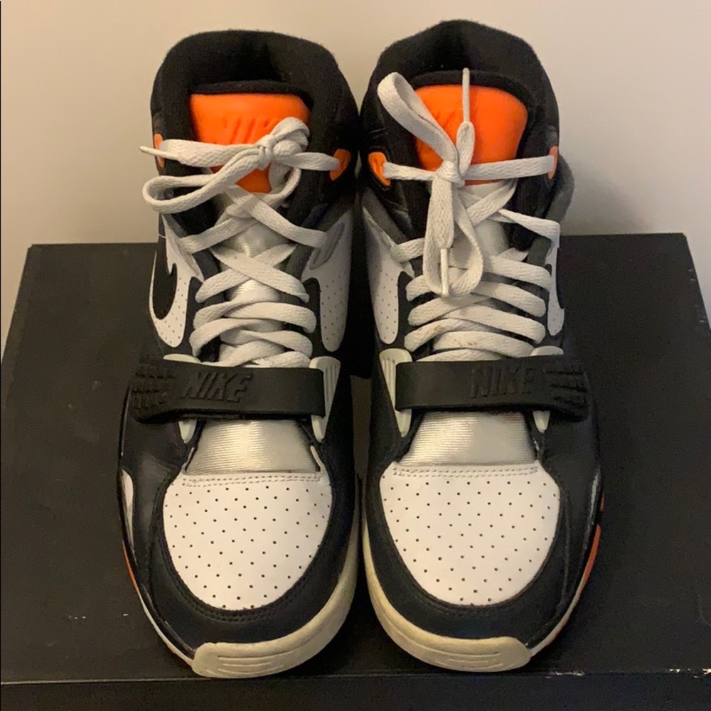 Nike Air Trainer SCIIGrey/Black Total Org Size 8.5